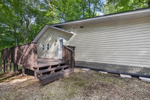 1365 Lakeside DR, Spencer, IN 47460-6627