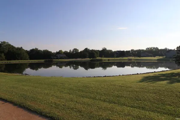 1681 E Garnett DR, Frankfort, IN 46041