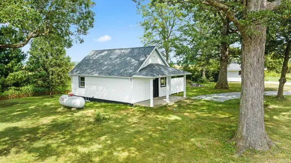 11932 Taylor RD, Churubusco, IN 46723