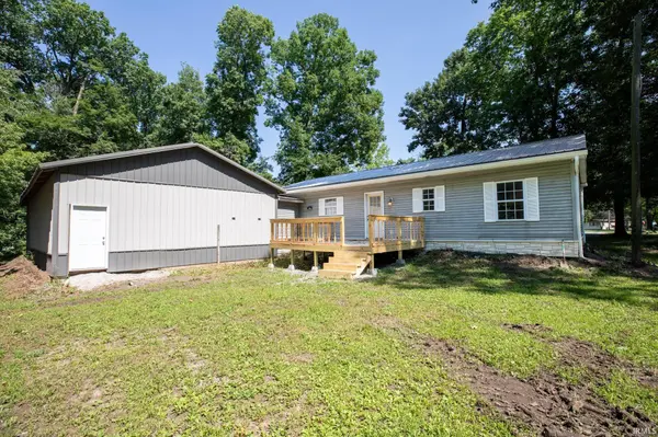3303 Blackford DR, Tippecanoe, IN 46570-9746