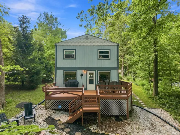 8031 Center Lake RD, Nineveh, IN 46164