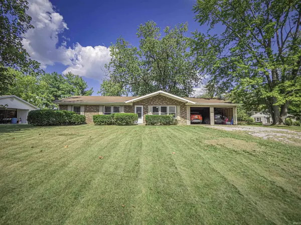 1026 Nicholas DR, Boonville, IN 47601