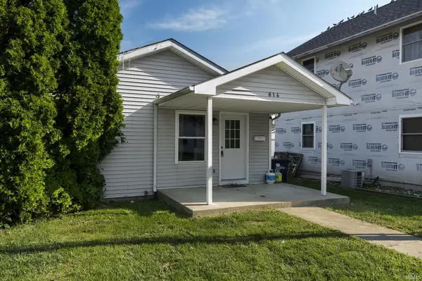 814 W Boone ST, Frankfort, IN 46041