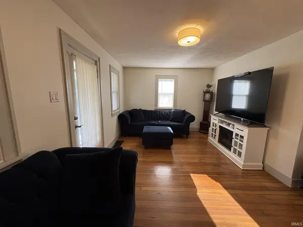 20173 Brick RD, South Bend, IN 46637-1413