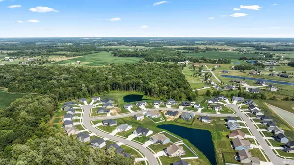 3418 Bruin PASS, Auburn, IN 46706