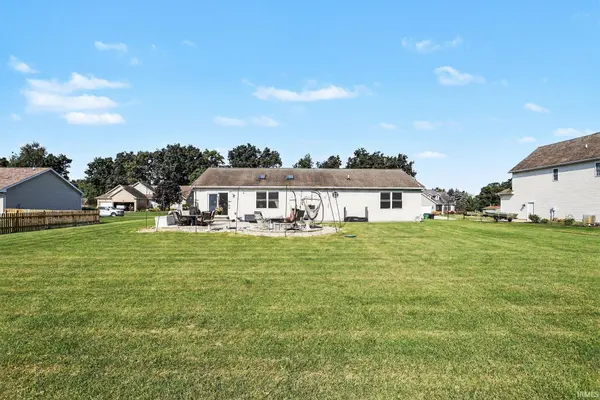 58044 Heritage Pointe DR, South Bend, IN 46619-9488
