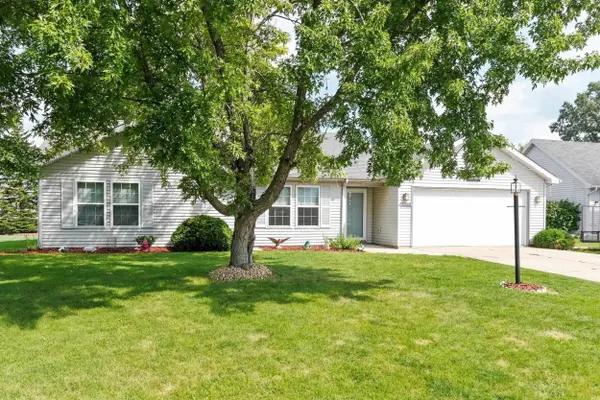 1210 Virginia LN, Auburn, IN 46706