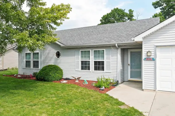 1210 Virginia LN, Auburn, IN 46706
