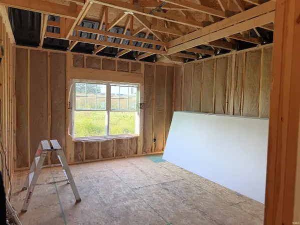 13 Corsac CT, Crawfordsville, IN 47933