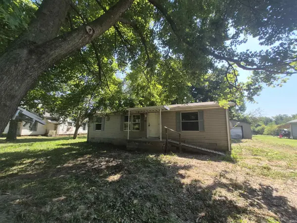 112 N Pond ST, Freelandville, IN 47535