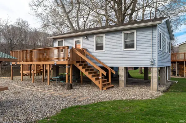 11802 W Horseshoe Bend DR, Brookston, IN 47923