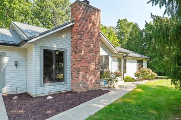 62 Skyline DR, Garrett, IN 46738