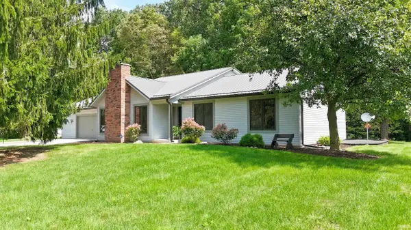 62 Skyline DR, Garrett, IN 46738
