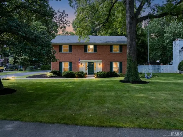 2705 W Twickingham DR, Muncie, IN 47304