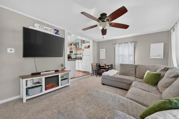 1125 N FOREST DR, Kokomo, IN 46901