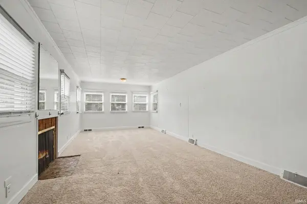 363 S Sunnyside AVE, South Bend, IN 46615