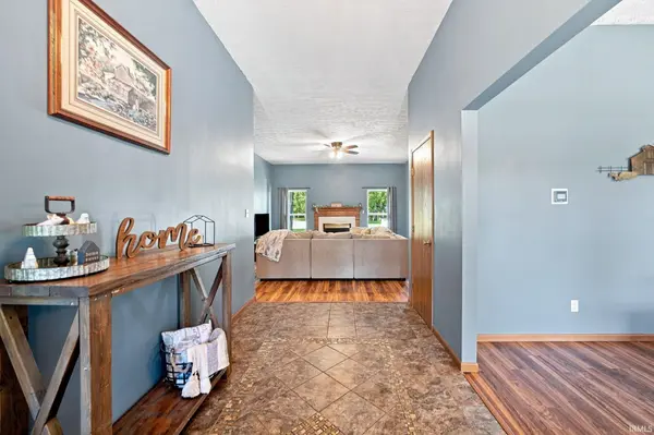 807 Bennett RD, Linden, IN 47955