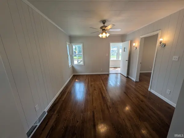 122 E 13th ST, Mishawaka, IN 46544