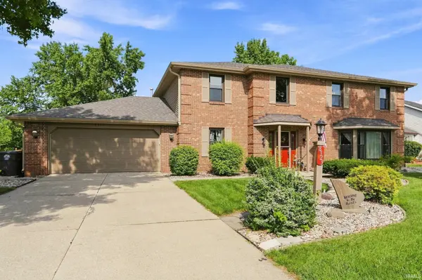 8323 Ramshire LN, Fort Wayne, IN 46835