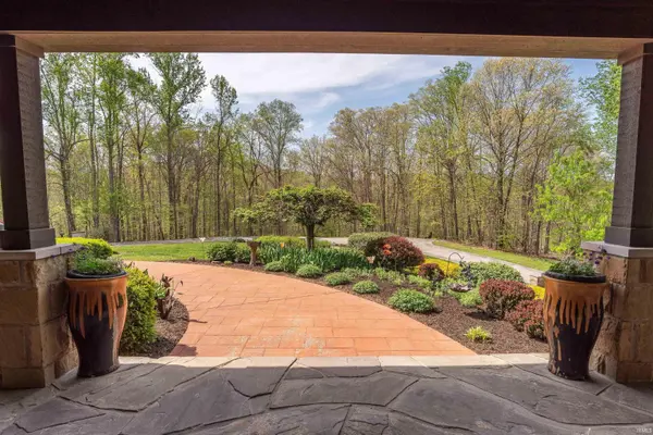 2753 E Pedigo Bay DR, Bloomington, IN 47401