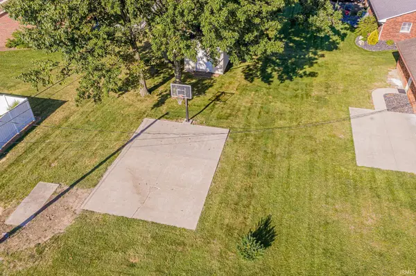 1425 W 4th ST, Jasper, IN 47546