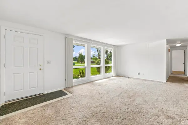 7022 Omaha CT, Fort Wayne, IN 46804-5672