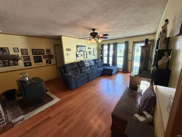 506 Johnson ST, Monroe City, IN 47557