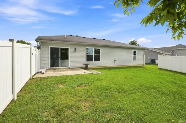 130 Chapel Chase ST, Decatur, IN 46733