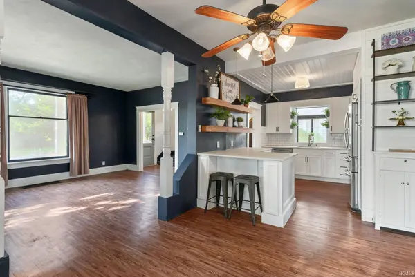 1012 W Lexington AVE, Elkhart, IN 46514