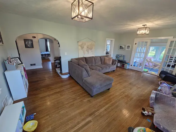 511 S Illinois ST, Monticello, IN 47960