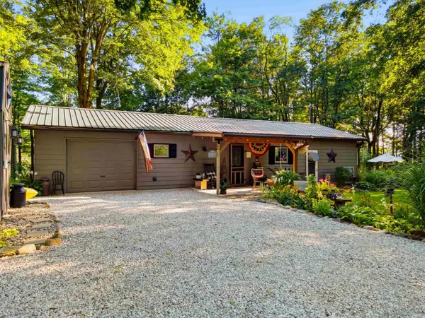 91 E Slocum BLVD, Somerset, IN 46940