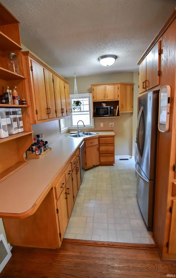 2113 E Chandler AVE, Evansville, IN 47714