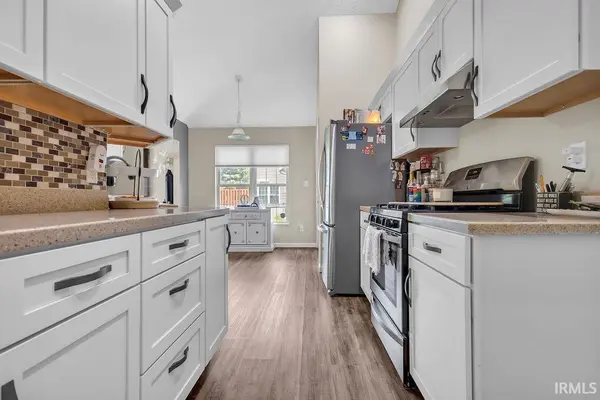 3244 S Southern Oaks DR, Bloomington, IN 47401-8000