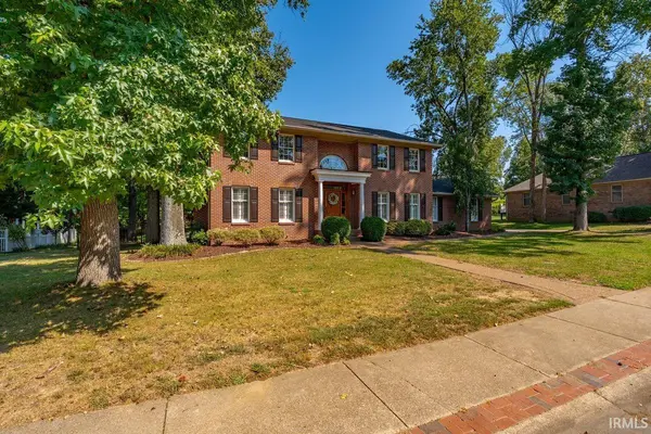 7122 Wedgewood DR, Newburgh, IN 47630
