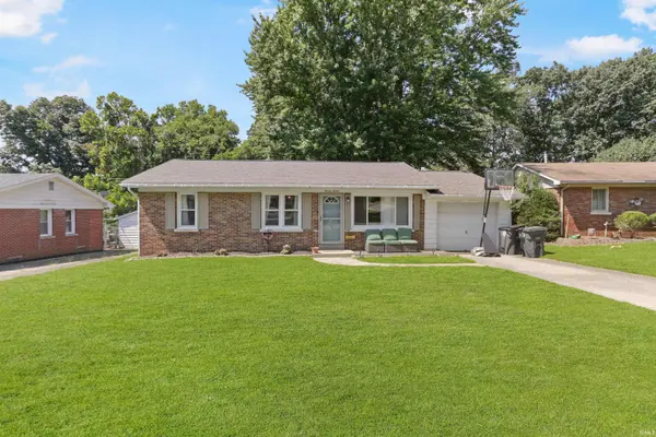 1112 N Helfrich AVE, Evansville, IN 47720