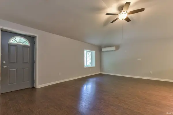 11415 Eichenberger RD, Evansville, IN 47720-7516