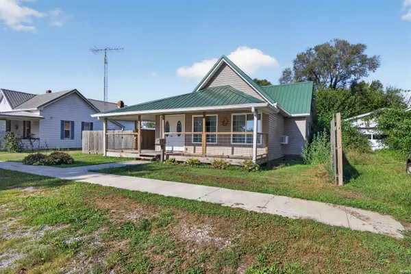 114 N Myra ST, Worthington, IN 47471