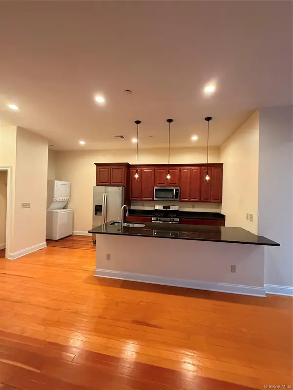 337 Main ST #3F, Poughkeepsie, NY 12601