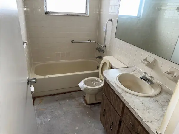 8019 COLTON DR, Port Richey, FL 34668
