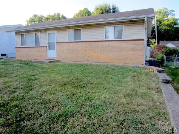 1103 Northdale AVE, St Louis, MO 63138