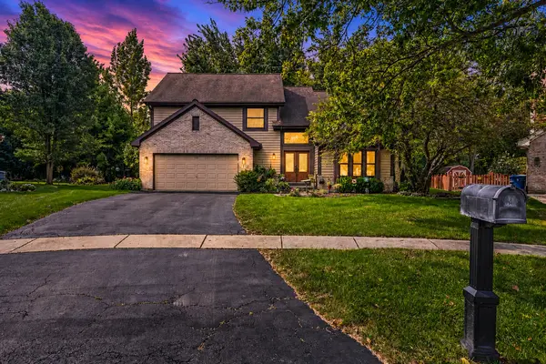 1139 Grand Oak CT, Bartlett, IL 60103