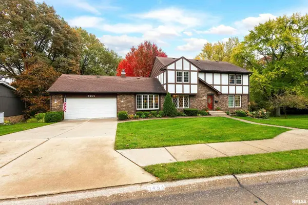 3454 52ND ST, Moline, IL 61265