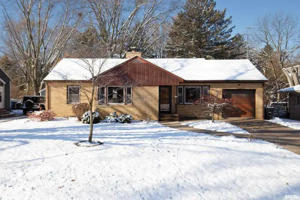 1809 36TH ST, Moline, IL 61265