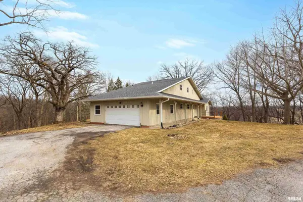 11515 103RD Avenue CT, Coal Valley, IL 61240