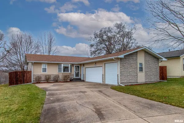 812 HACKER ST, Buffalo, IA 52728