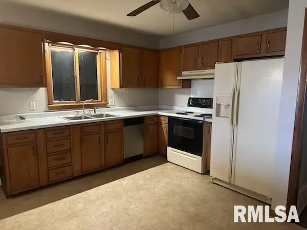 1301 7TH AVE, Camanche, IA 52730