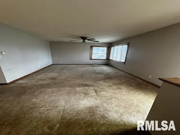 1301 7TH AVE, Camanche, IA 52730