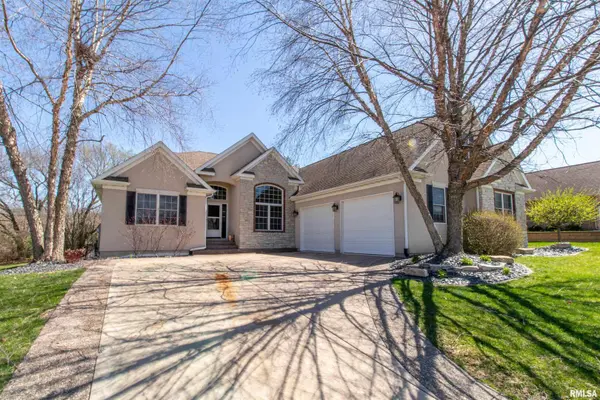 601 W 3RD ST, Coal Valley, IL 61240