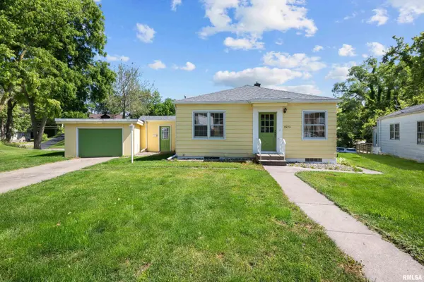 2525 32ND AVE, Rock Island, IL 61201-6328