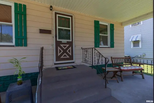 3173 MARION ST, Davenport, IA 52802